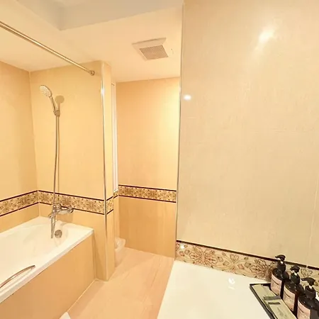 I Residence Hotel Silom Bangkok Exterior photo