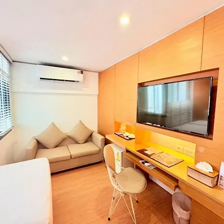 I Residence Hotel Silom Bangkok Exterior photo